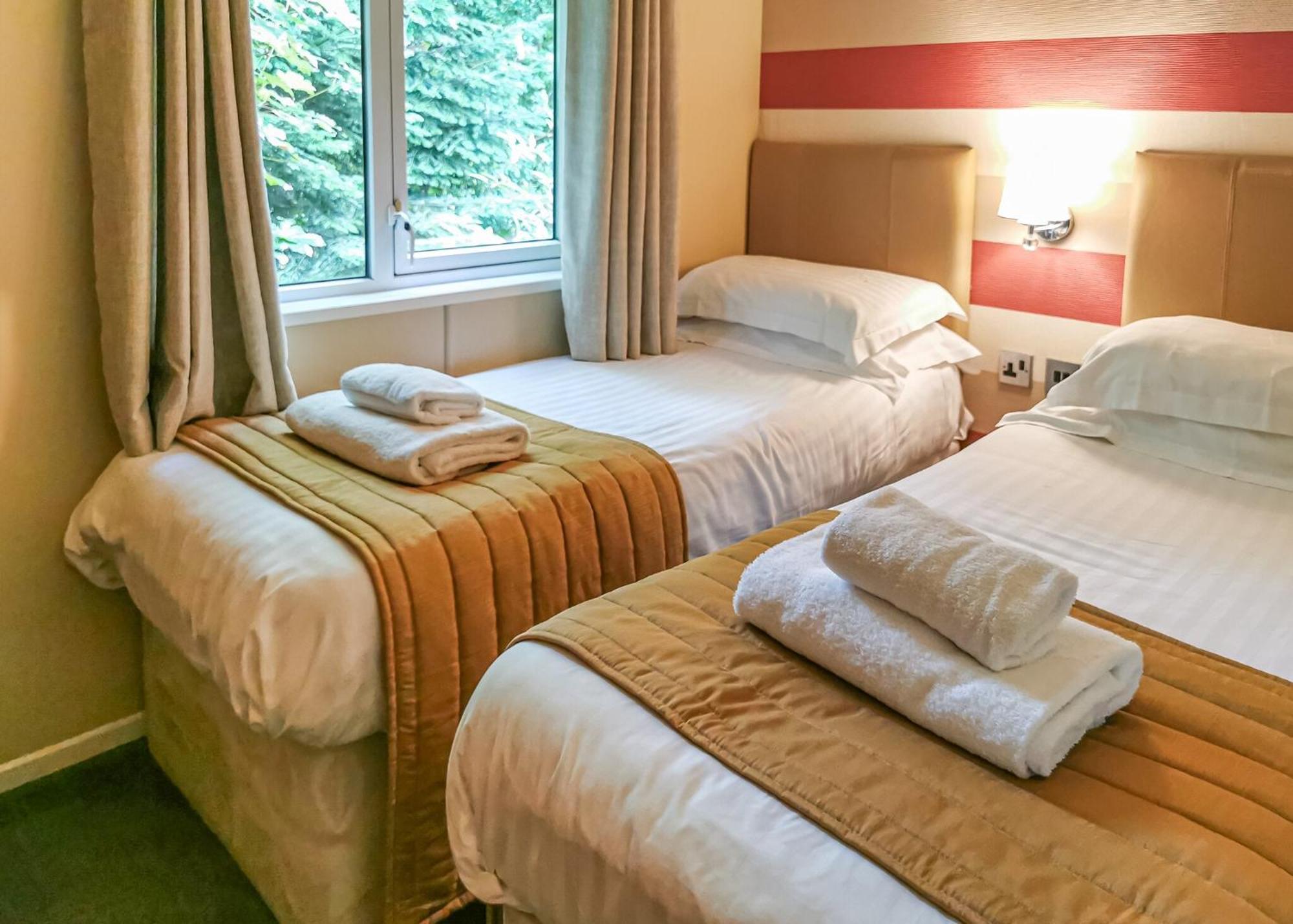 Bassenthwaite Lakeside Lodges Ngoại thất bức ảnh